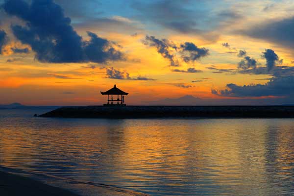 sanur-beach-weather-sunny-laidback