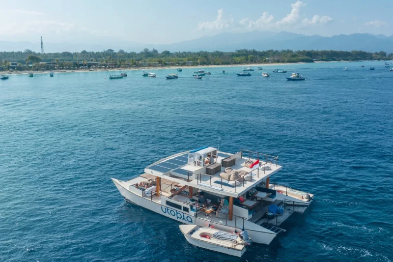 Utopia Catamaran